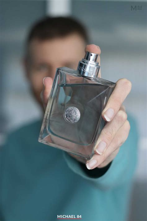 Versace pour homme smell